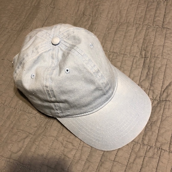 Blue hat - Picture 1 of 4